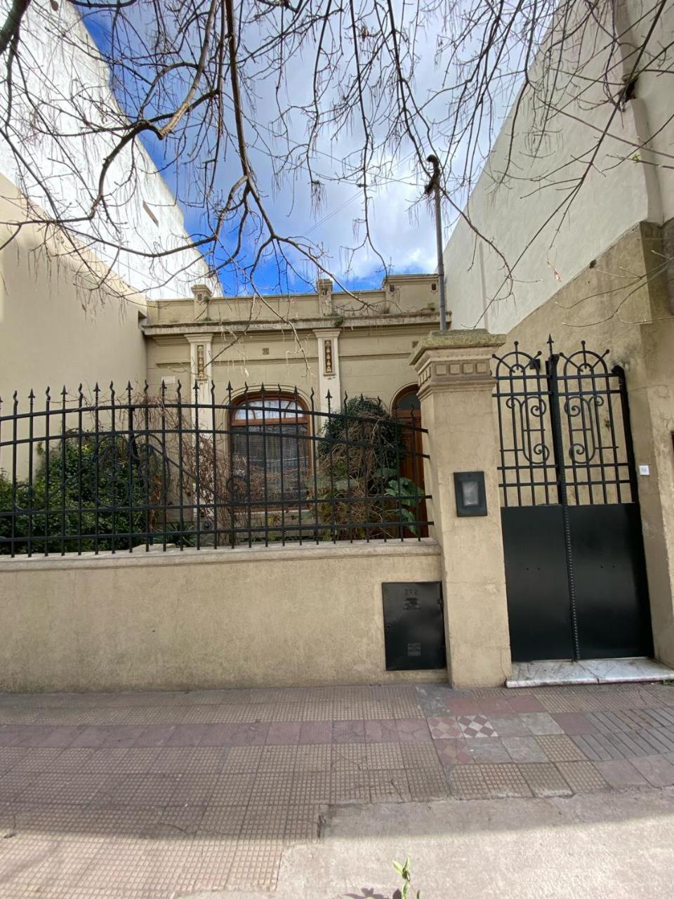 La Casona De Blanca Panzió Balcarce Kültér fotó